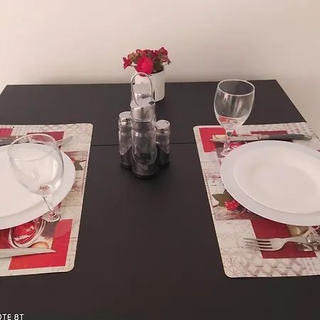 2p Les Eucalyptus Apartment *