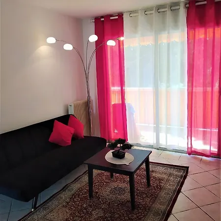 Apartment 2p Les Eucalyptus Juan-les-Pins